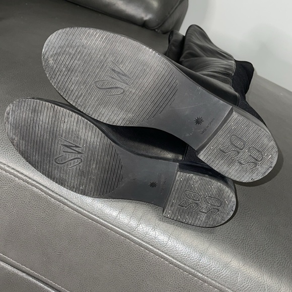 Stuart Weitzman 50/50 boots - Picture 3 of 5